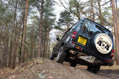 4x4 off road driving in the forest