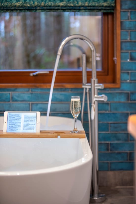 Bath in Golden Oak Hideaway at Delamere Forest