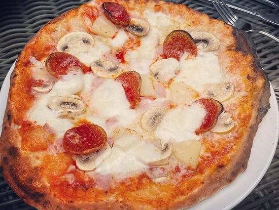 Pizza photo by guest @matthewjhsn