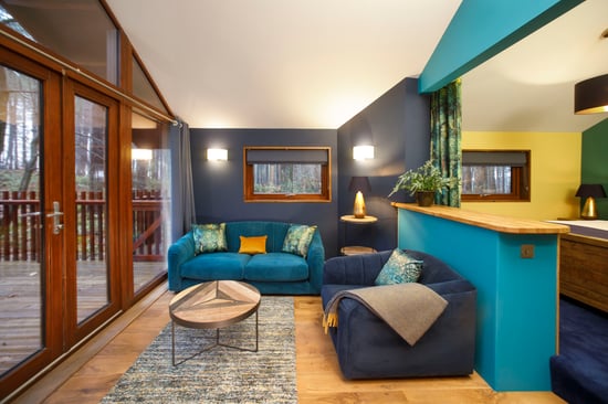 Golden Oak Hideaway lounge