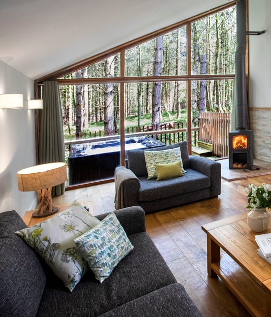 Golden Oak Treehouse lounge
