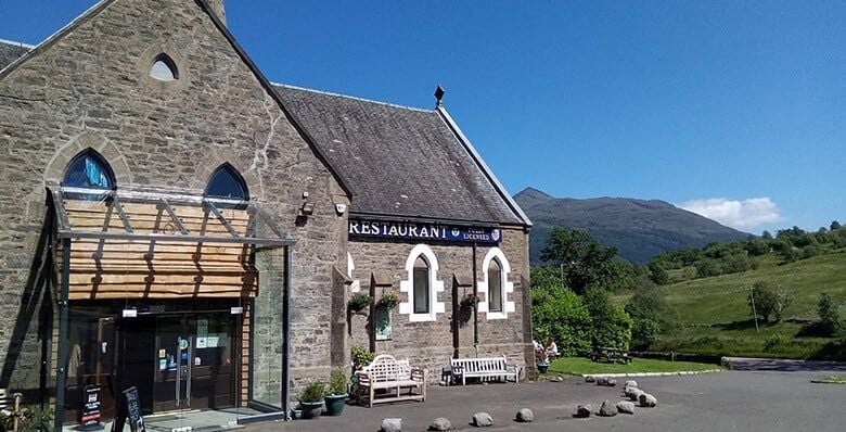 Slanj restaurant in Tarbet