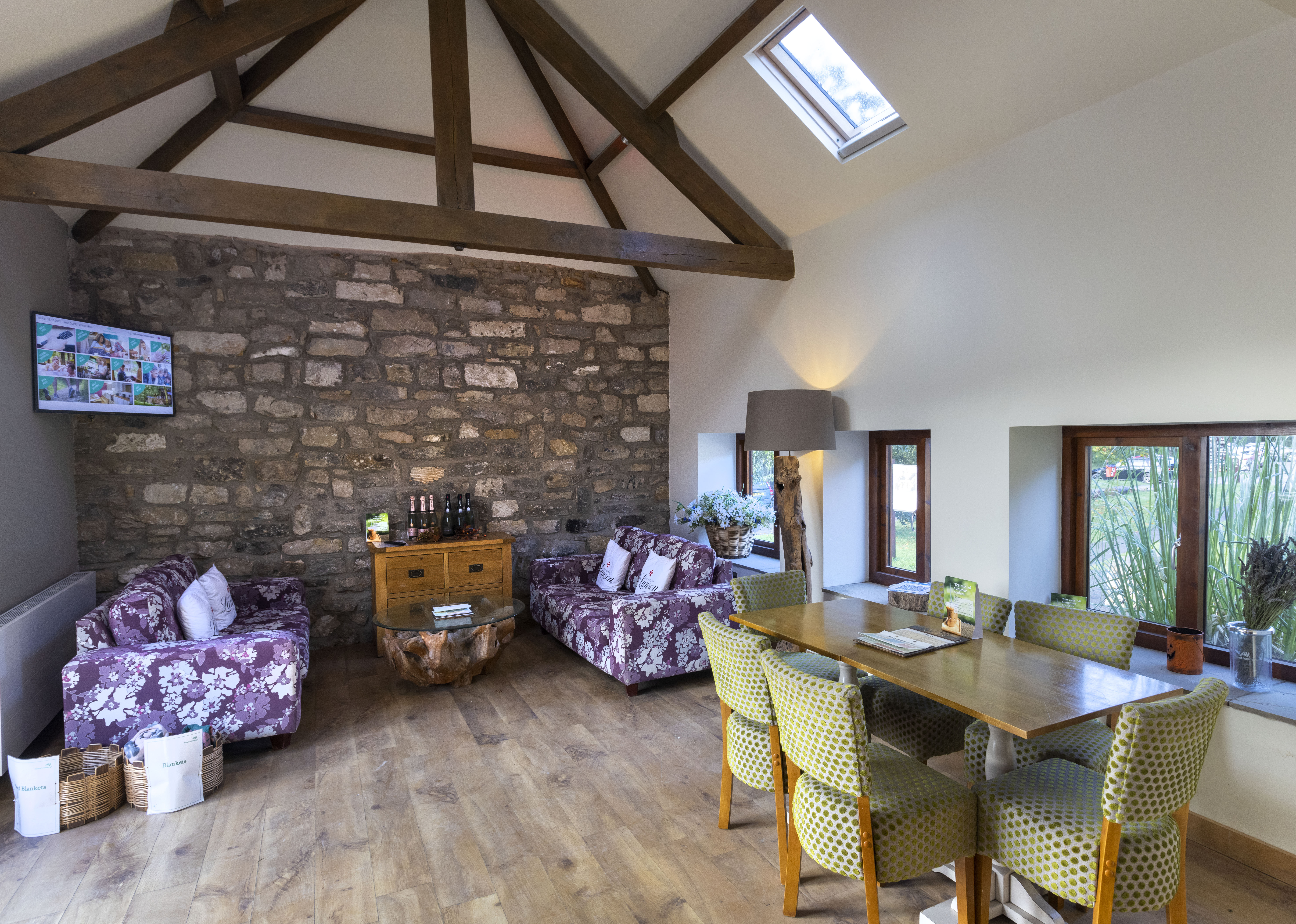 Pubs and restaurants